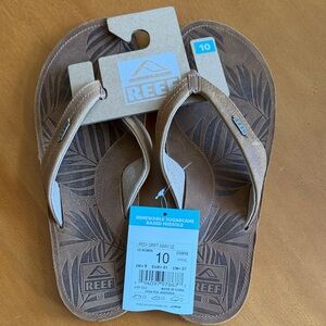 Reef Brown Palm-Print Flip Sandals